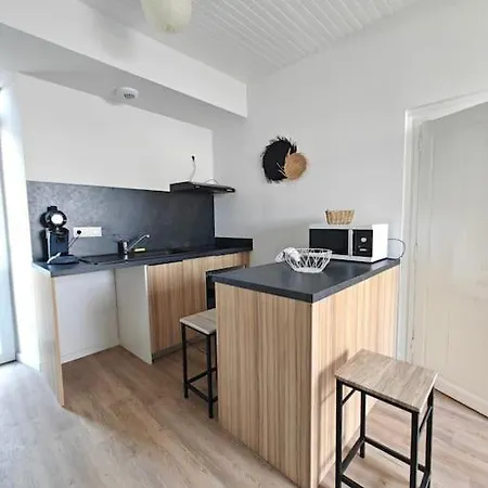 T2 A Proximite Des Commerces - 1 A 4 Pers - Langon  Exterior photo