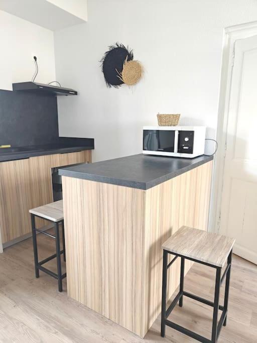 T2 A Proximite Des Commerces - 1 A 4 Pers - Apartment *